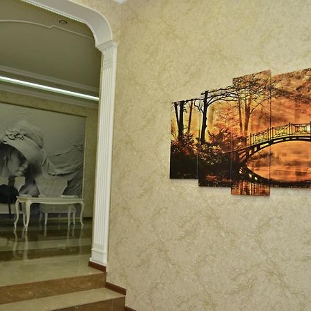 Отель Khrchit Martuni Экстерьер фото