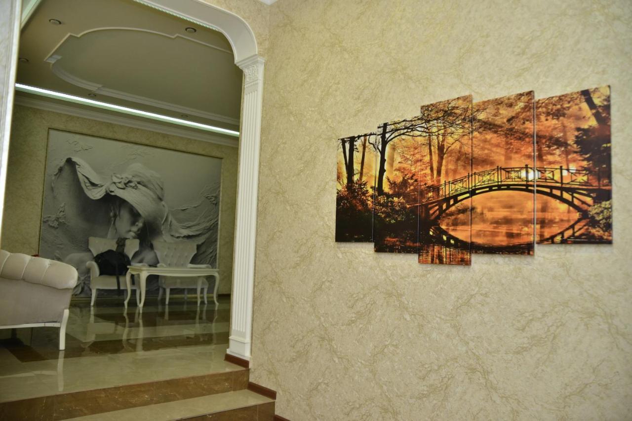 Отель Khrchit Martuni Экстерьер фото